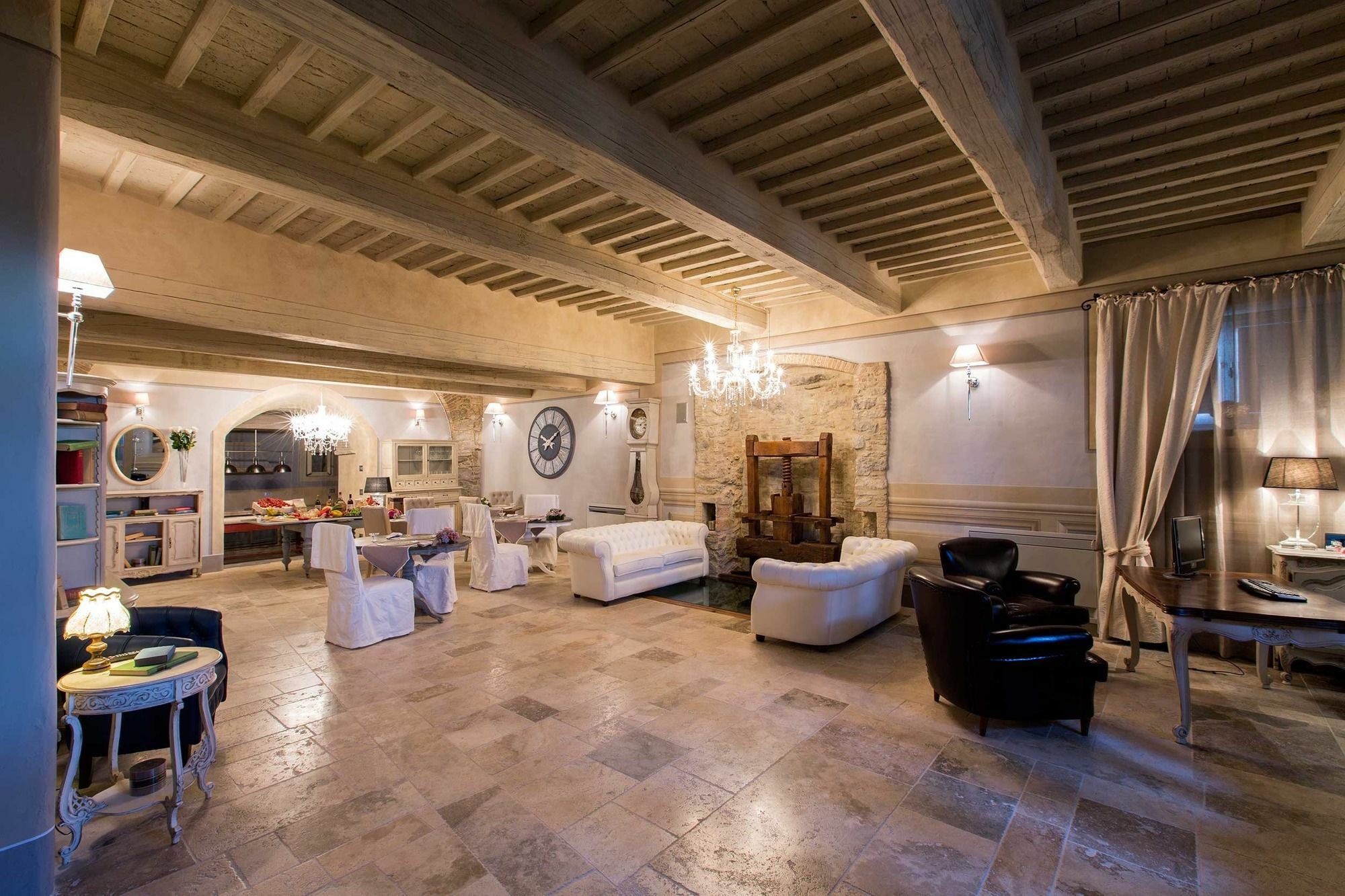 Le Bifore Cortona Exteriör bild